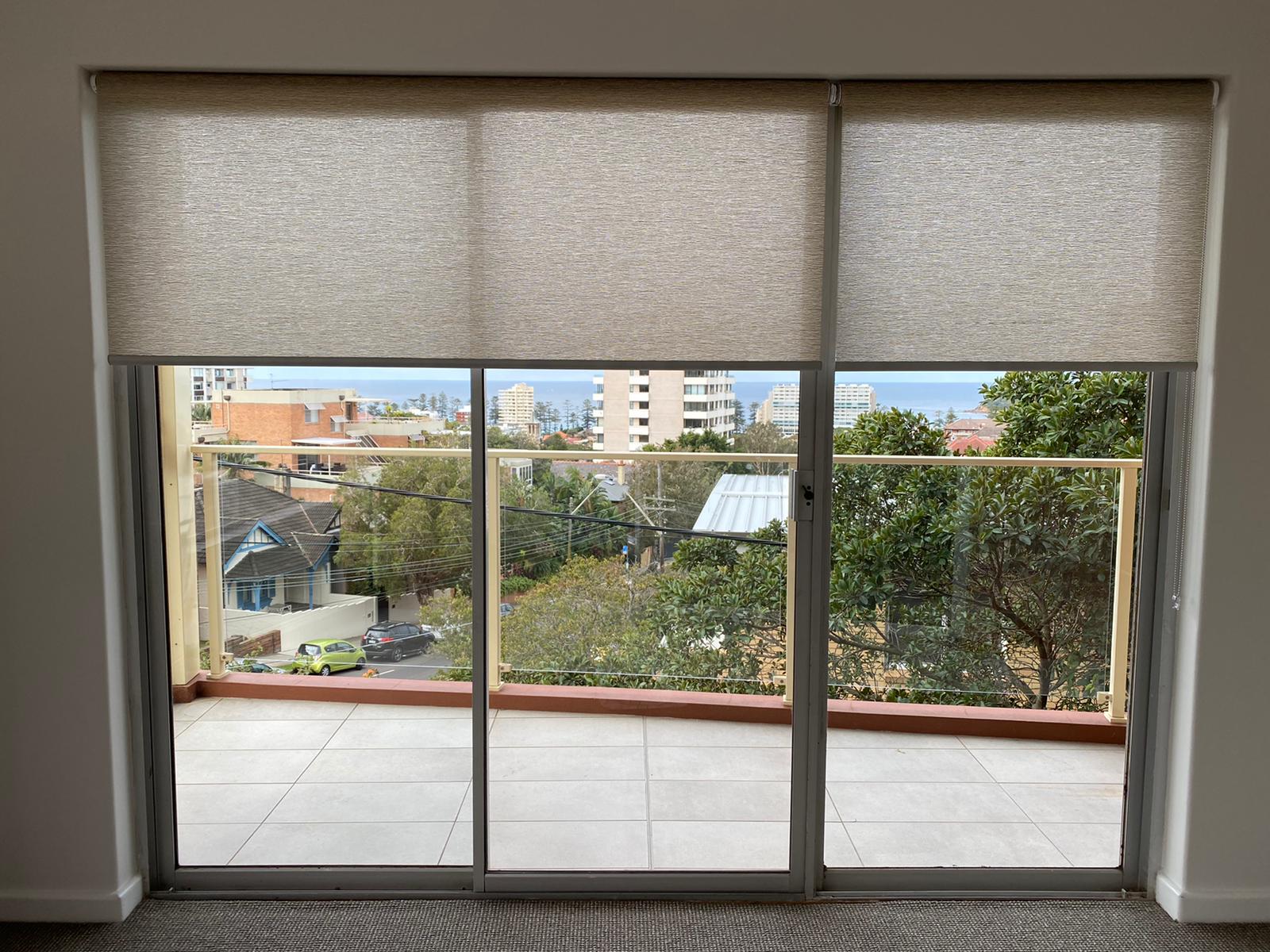 Express Roller Blind - Le Reve Light Filter Sand